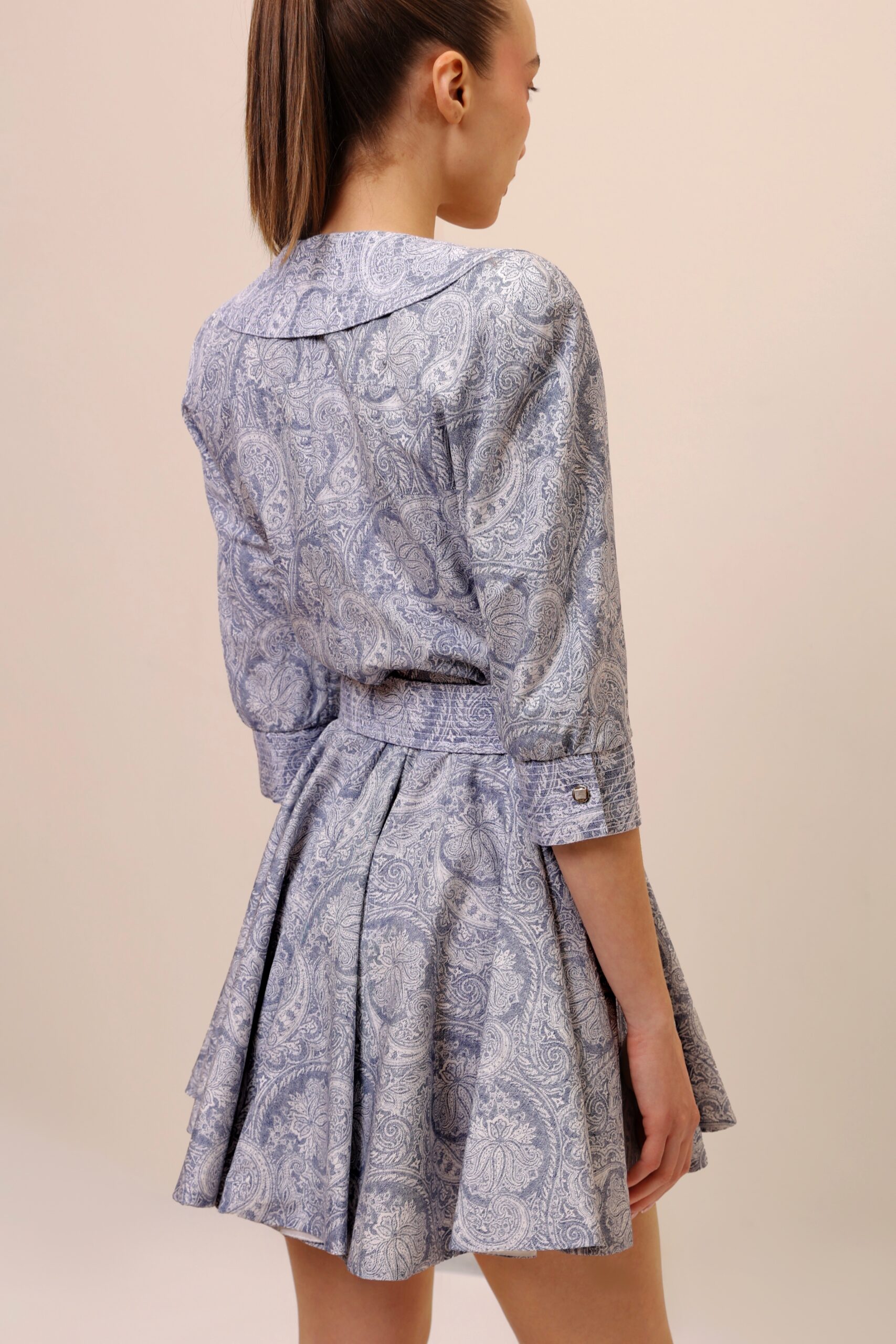 BLUE PAISLEY BELTED MINI DRESS - Image 2