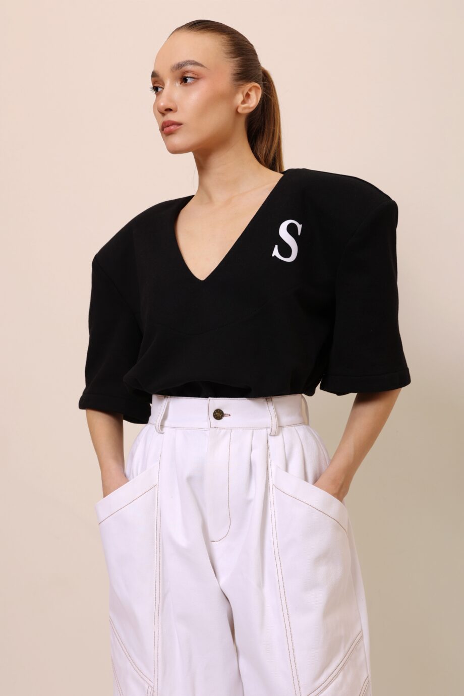 STRUCTURED SHOULDERS OVERSIZED T-SHIRT