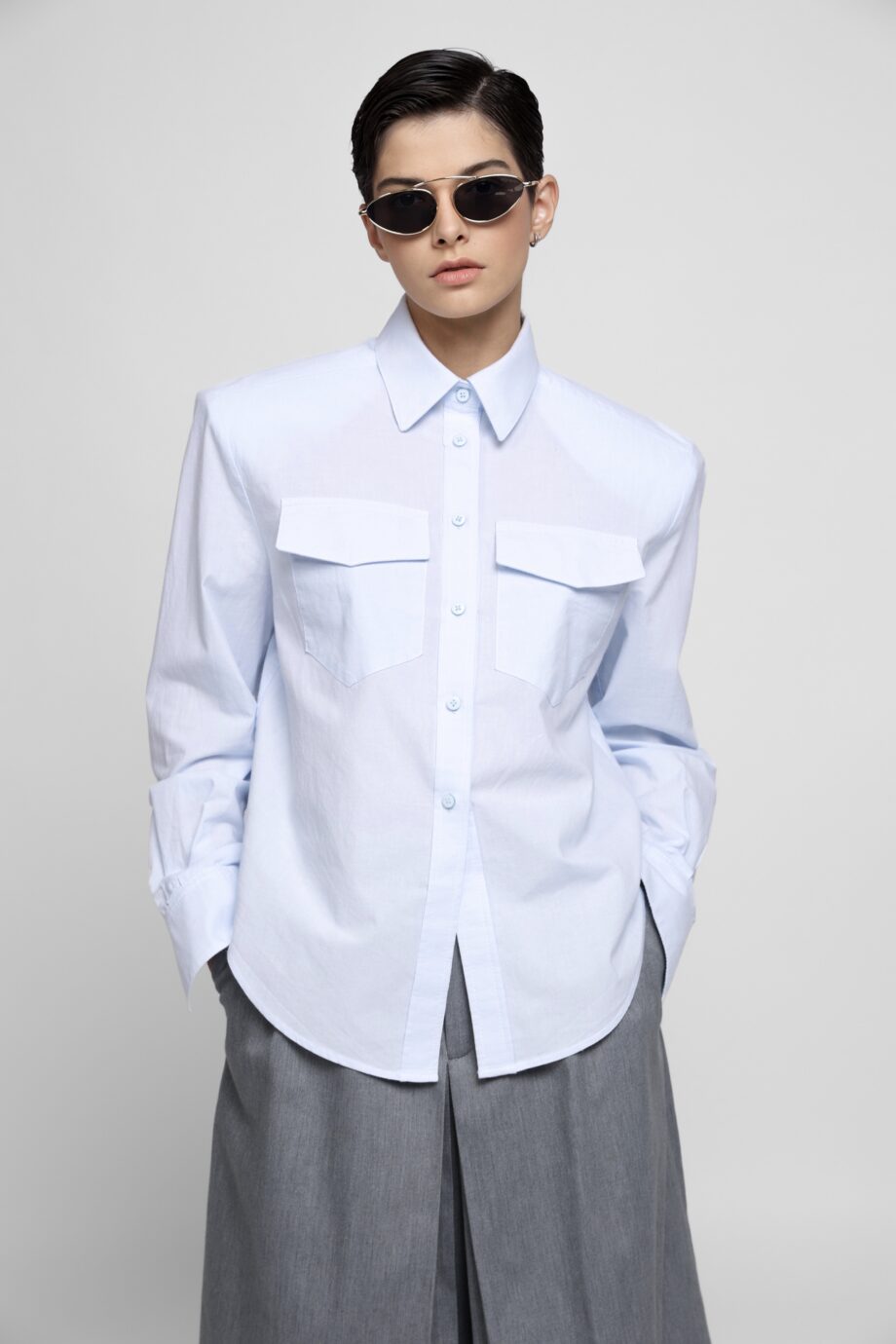 Baby blue structured cotton shirt with flap pockets by SoprattuttoLei