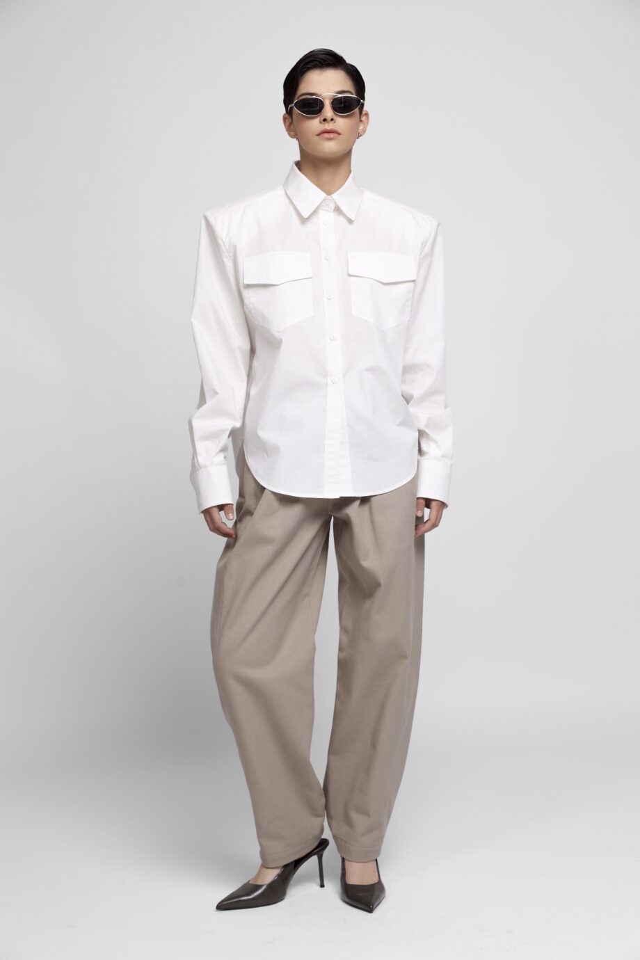White structured cotton shirt with flap chest pockets by SoprattuttoLei
